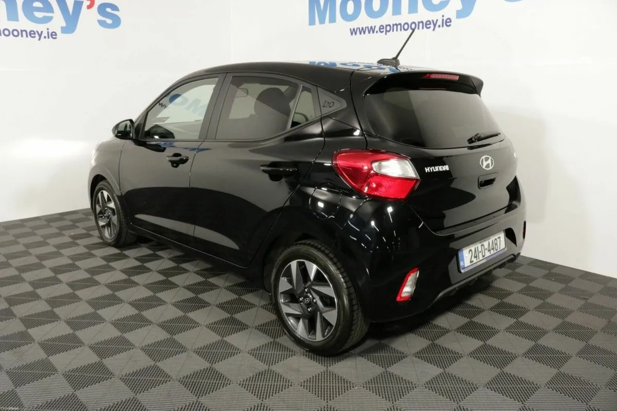 Hyundai i10 DELUXE PLUS 1.0L PETROL HATCHBACK - Image 4