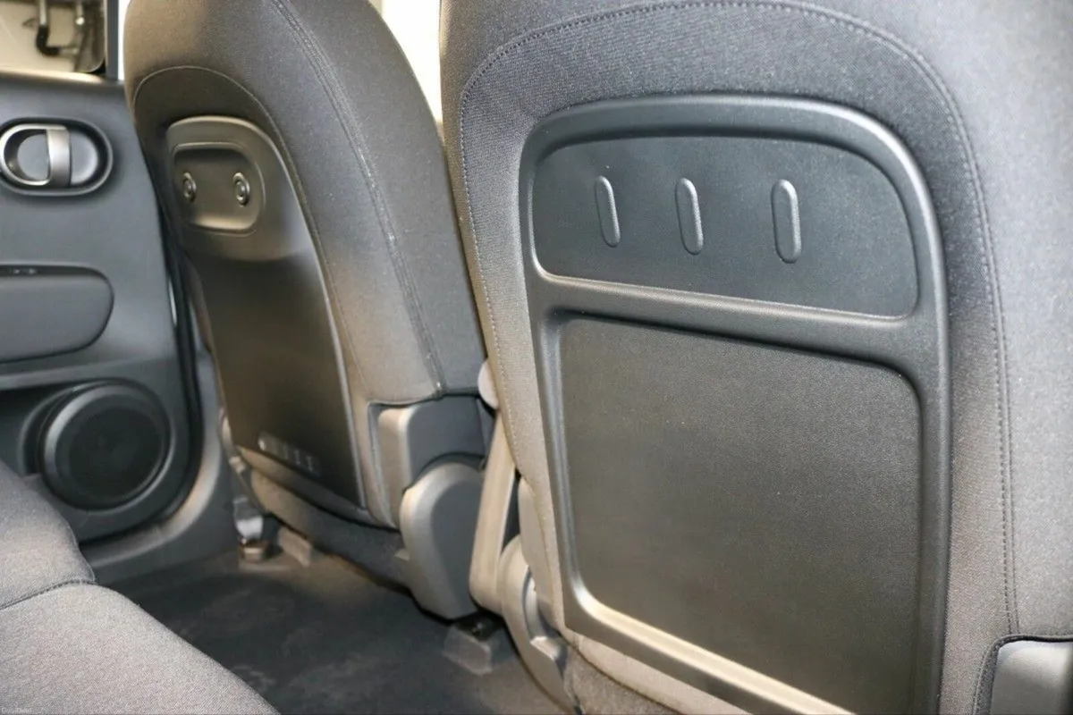 Hyundai INSTER ALL NEW HYUNDAI INSTER - Signature - Image 4