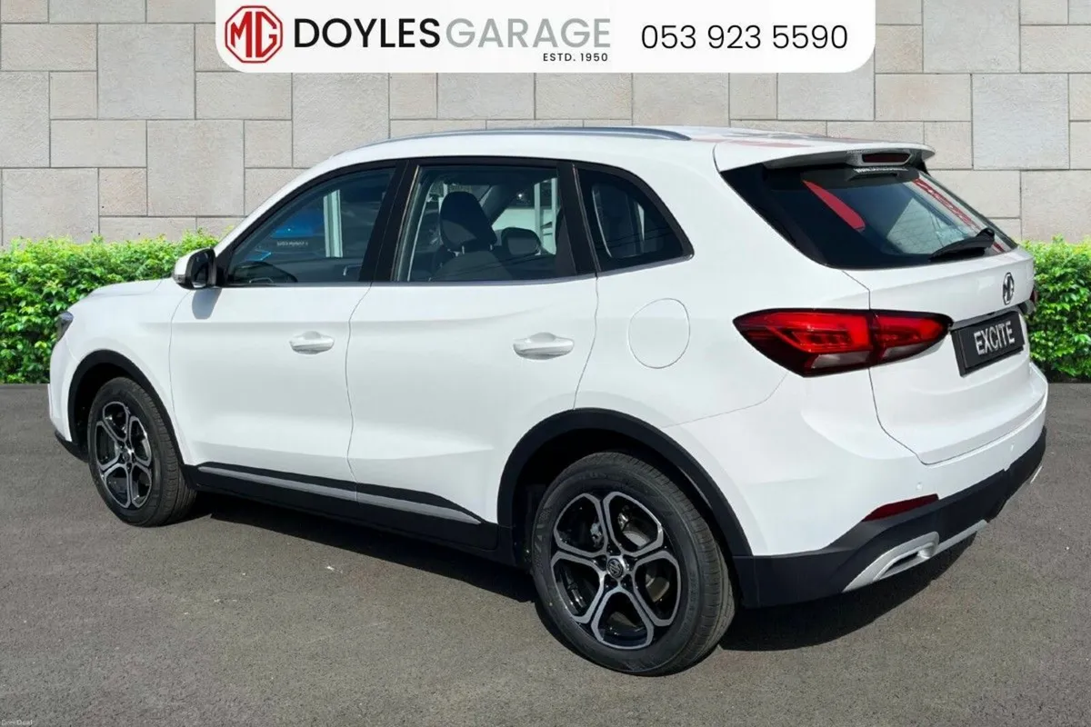 MG ZS Excite Hybrid + 0% Finance Available - Image 5