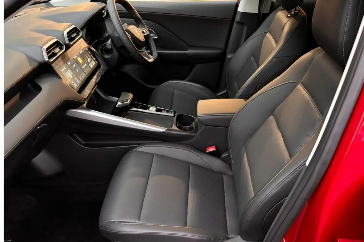 MG ZS Exclusive Hybrid+ *Now taking 261 Orders - Image 4