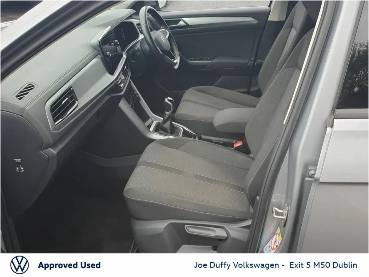 Volkswagen T-Roc LIFE 1.0 TSI 110HP - Image 4