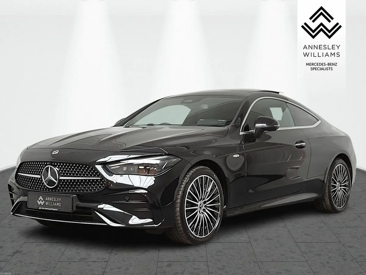 Mercedes-Benz CLE CLE 300e AMG Premium - Image 4