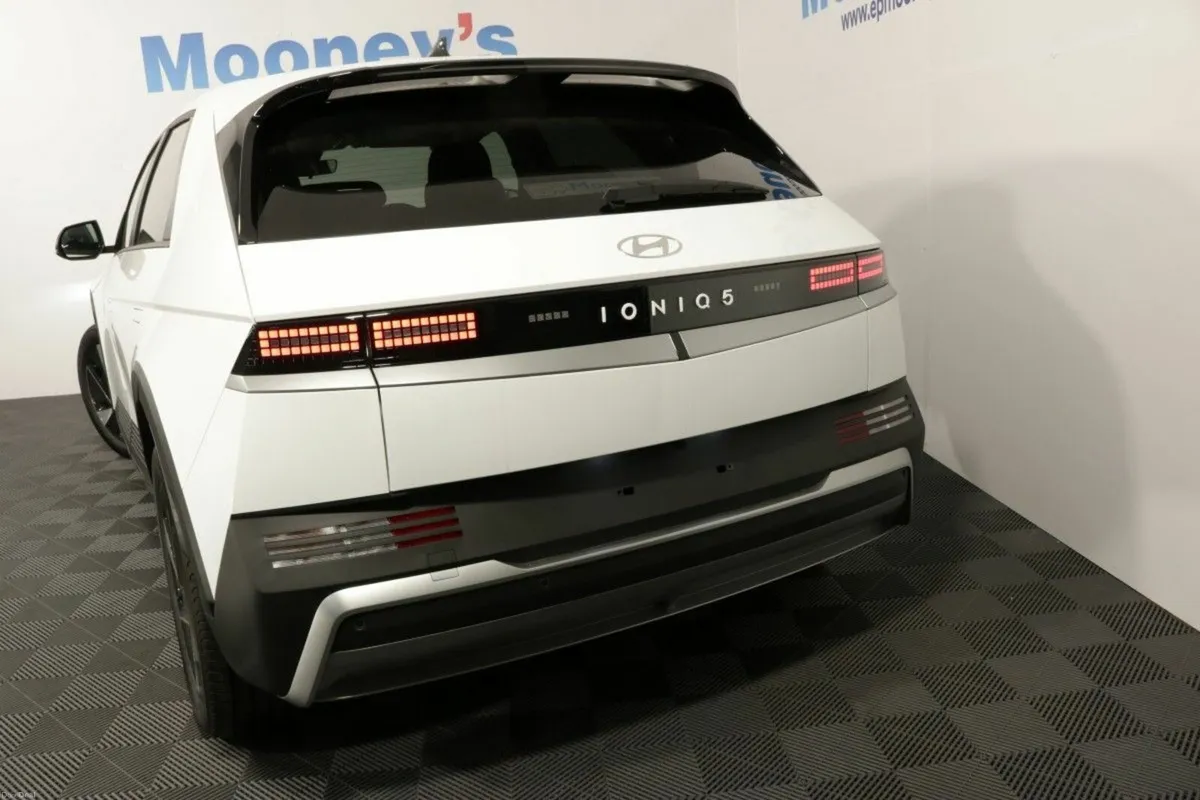 Hyundai IONIQ 5 Stellar 84kWh - New  2026 Order Yo - Image 6