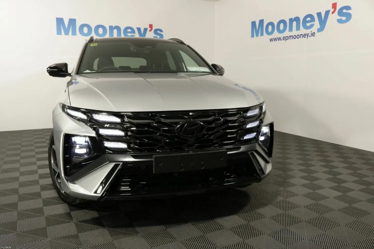 Hyundai Tucson N LINE PLUG IN HYBRID PLATINUM 2WD - Image 2