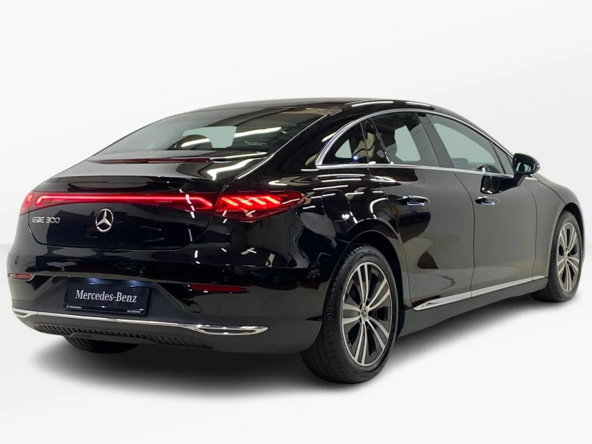 Mercedes-Benz EQE EQE 300 Sport Edition 245 89kWh - Image 3