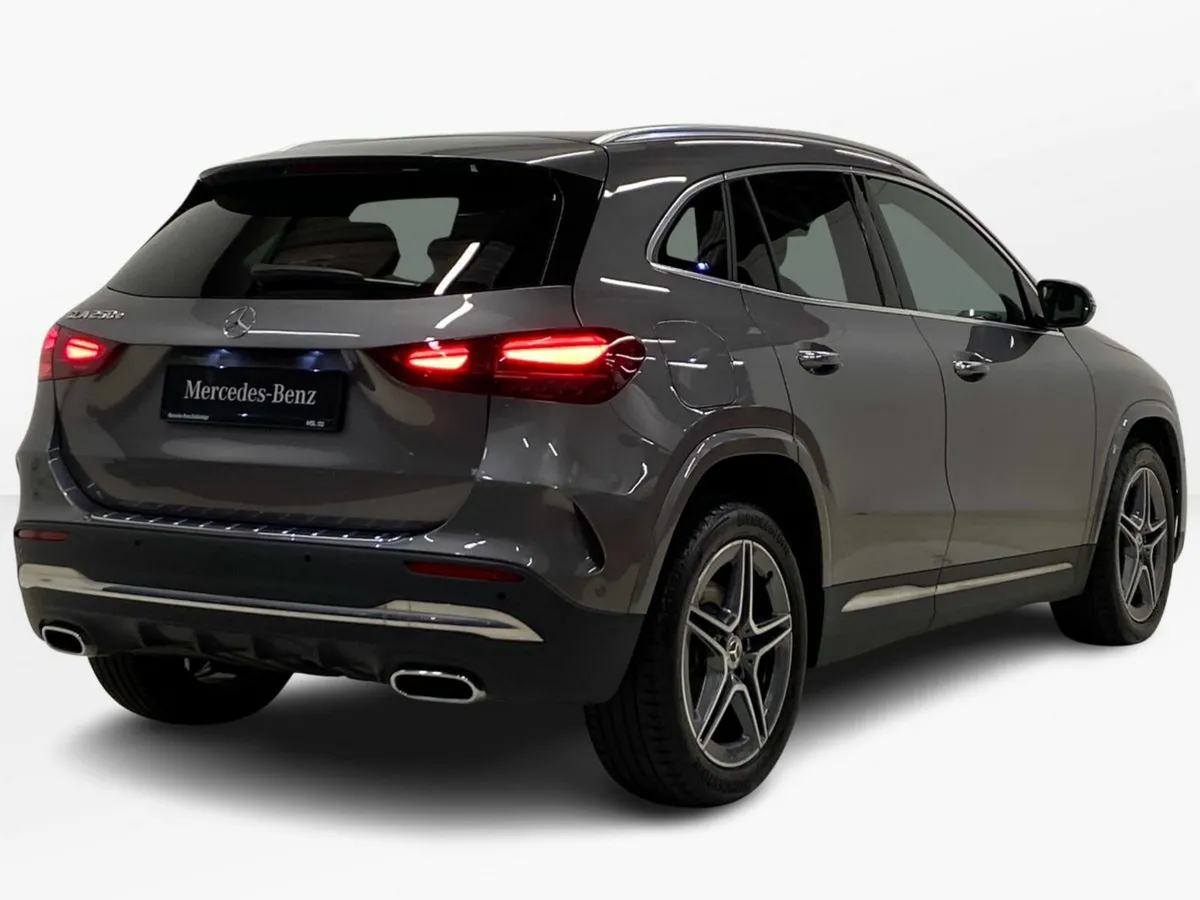 Mercedes-Benz GLA GLA 250e  AMG LINE EXECUTIVE | R - Image 3