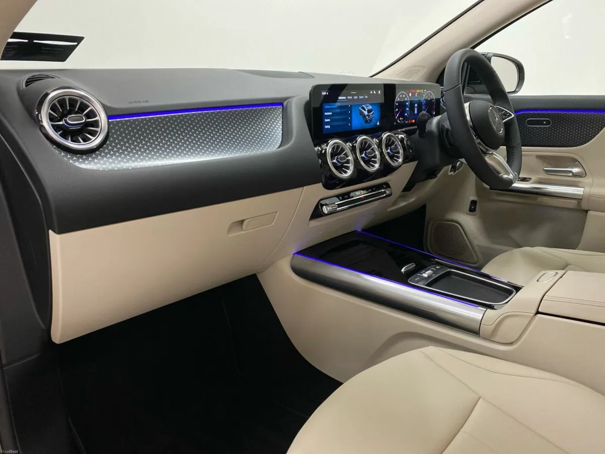 Mercedes-Benz GLA GLA 180 PROGRESSIVE PLUS |  Pano - Image 6