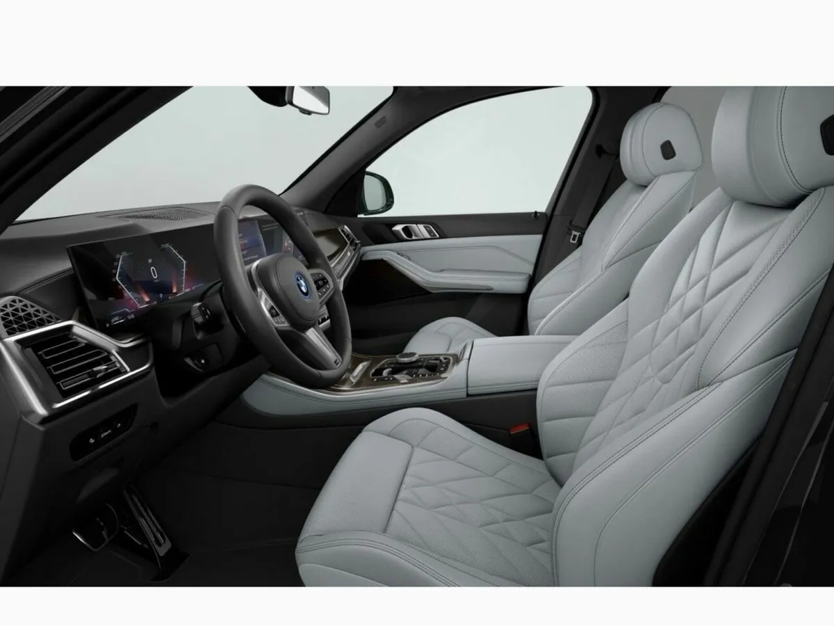 BMW X5 xDrive50e M Sport Pro - Image 3