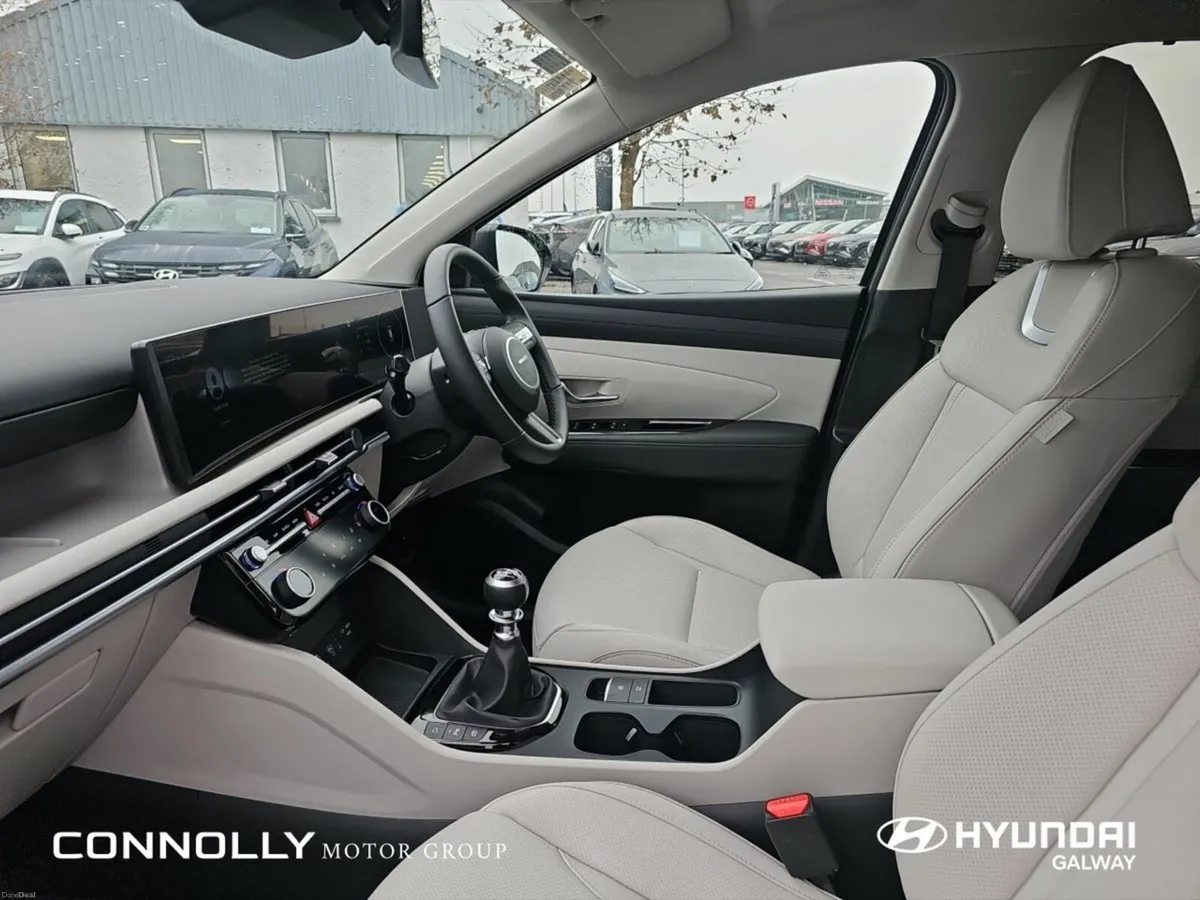 Hyundai Tucson 1.6 Diesel Executive Plus ** ORDER - Image 5