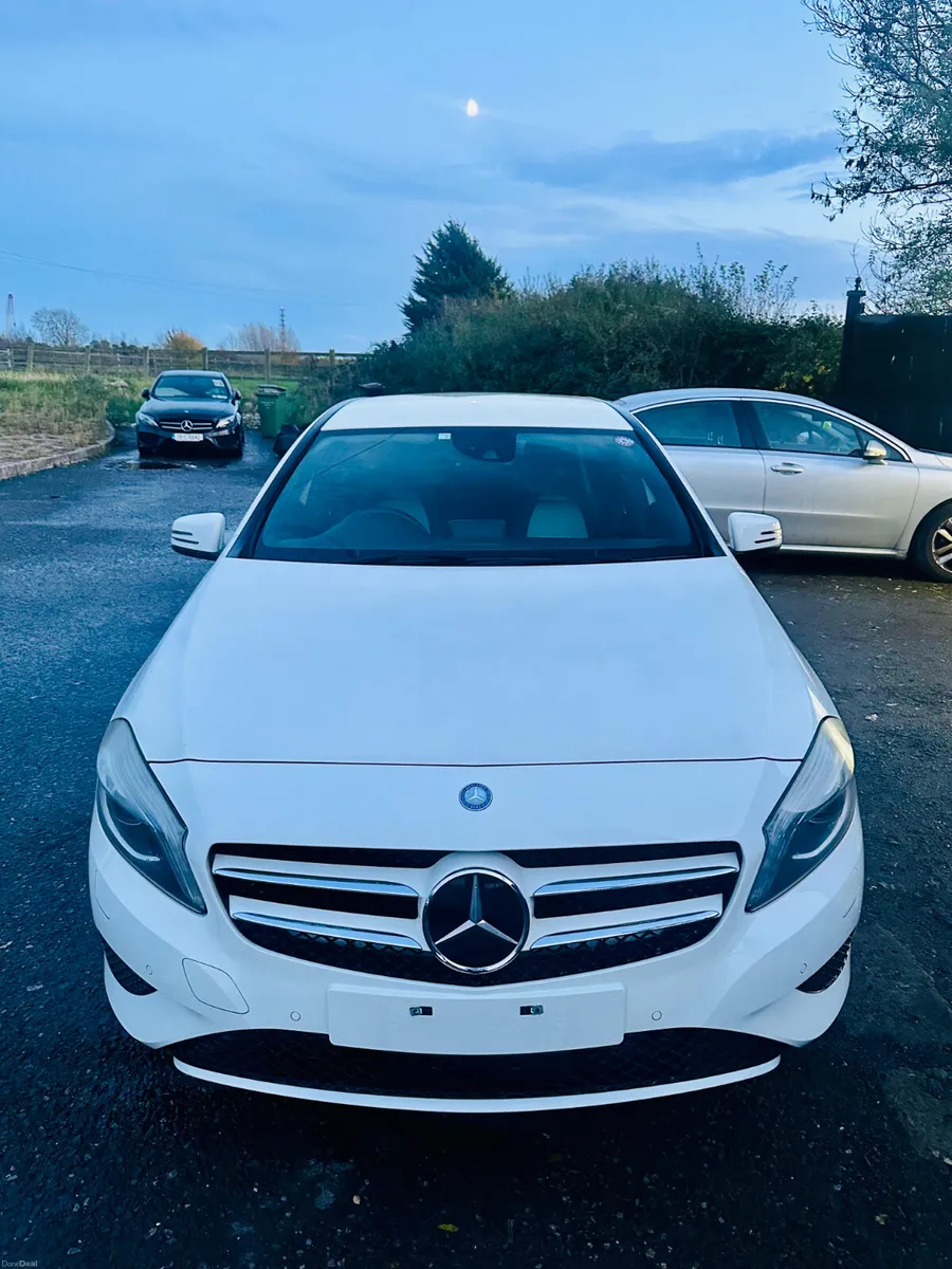 MERCEDES A-CLASS 2014/03 1.6L PETROL AUTOMATIC - Image 1