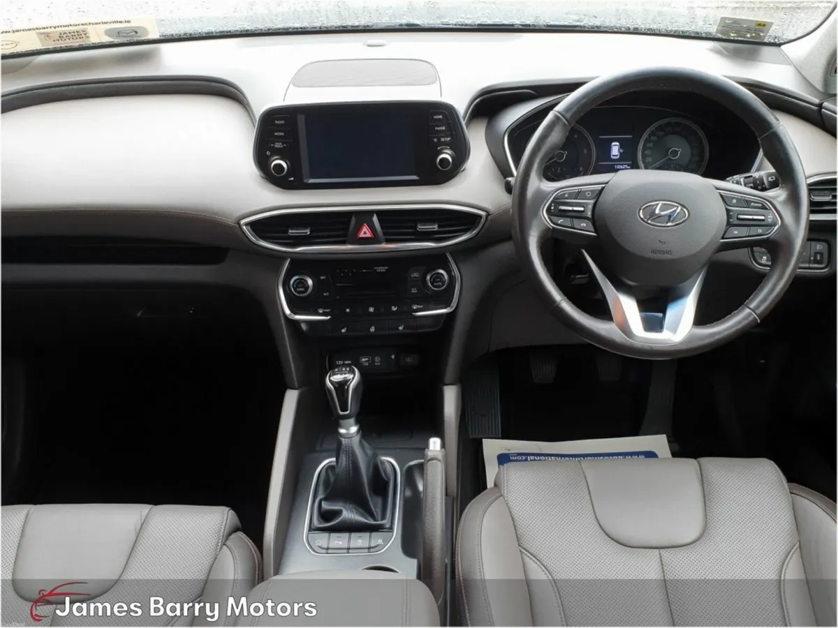 Hyundai Santa Fe 2.2 CRDi 4WD Executive Plus - Image 3
