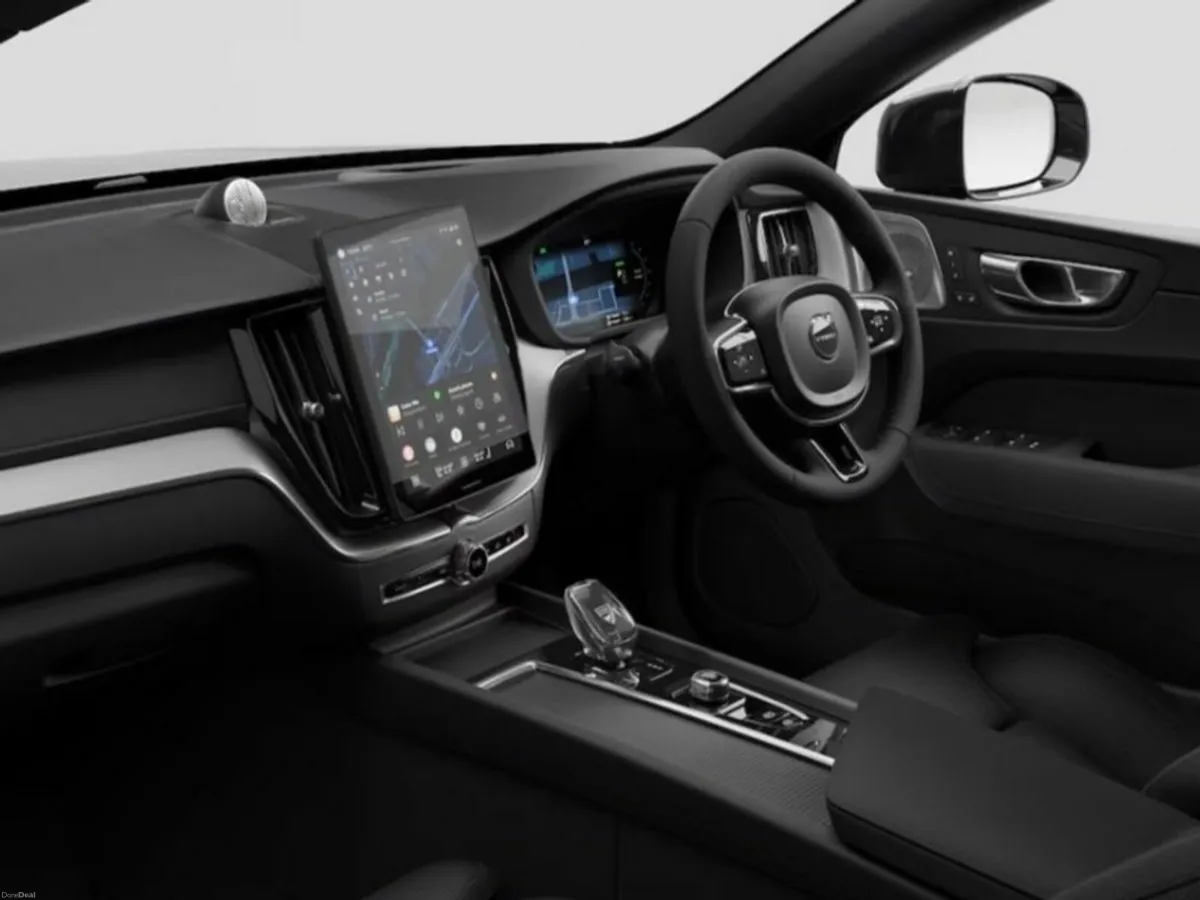 Volvo XC60 T6 PHEV Ultra Black Edition - Image 4