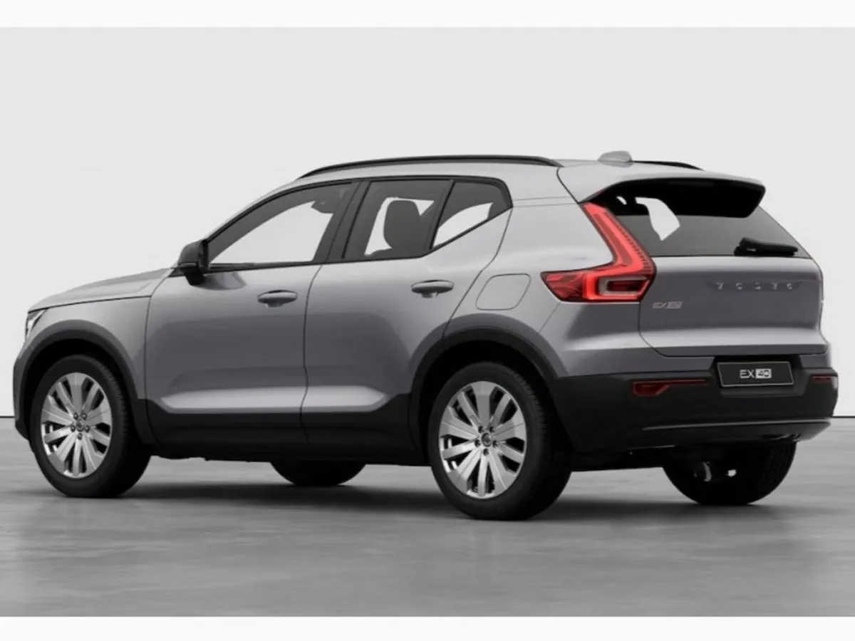 Volvo EX40 Core Single Motor - Image 3