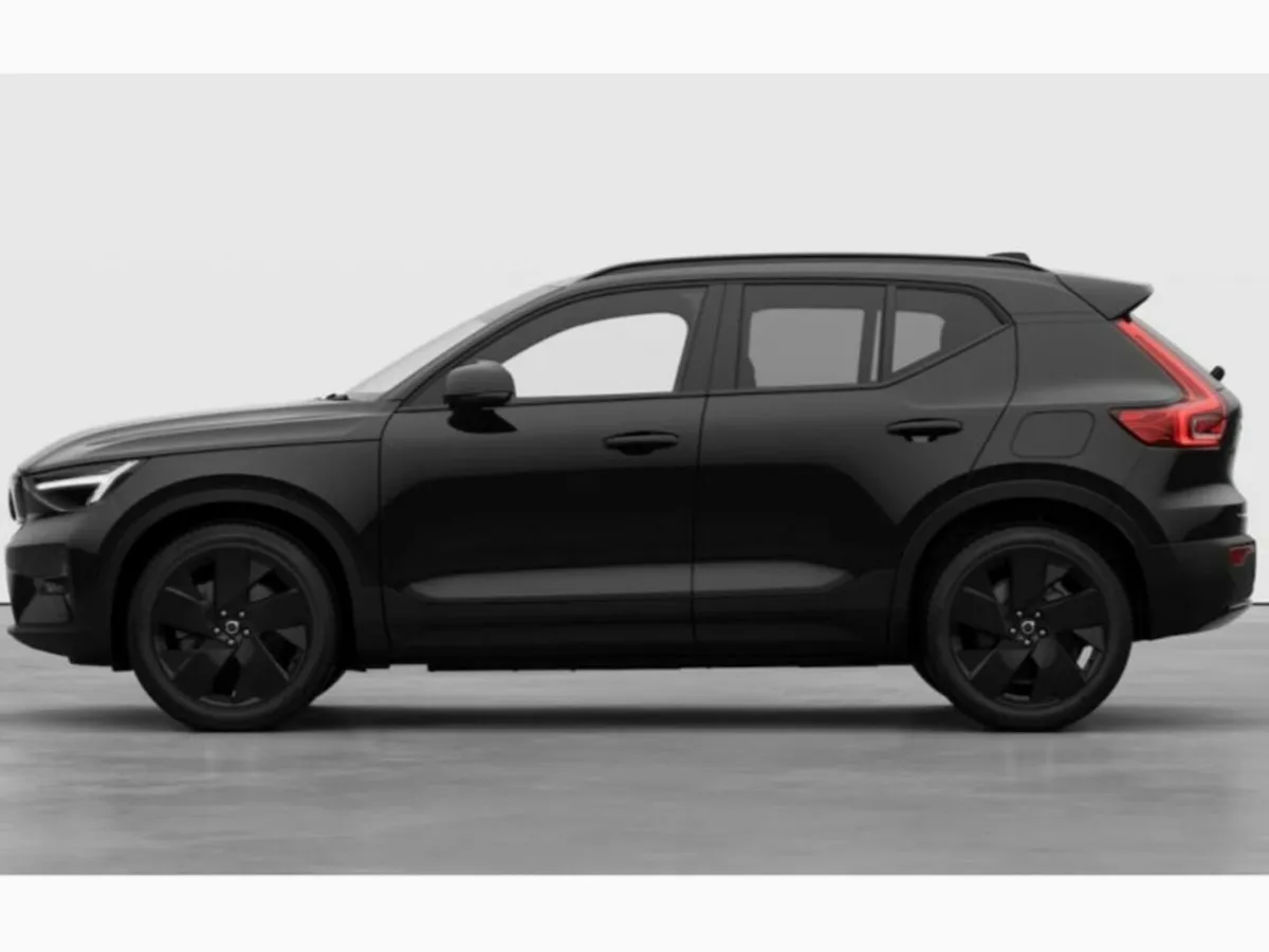 Volvo EX40 Plus Black Edition Single Motor - Image 2