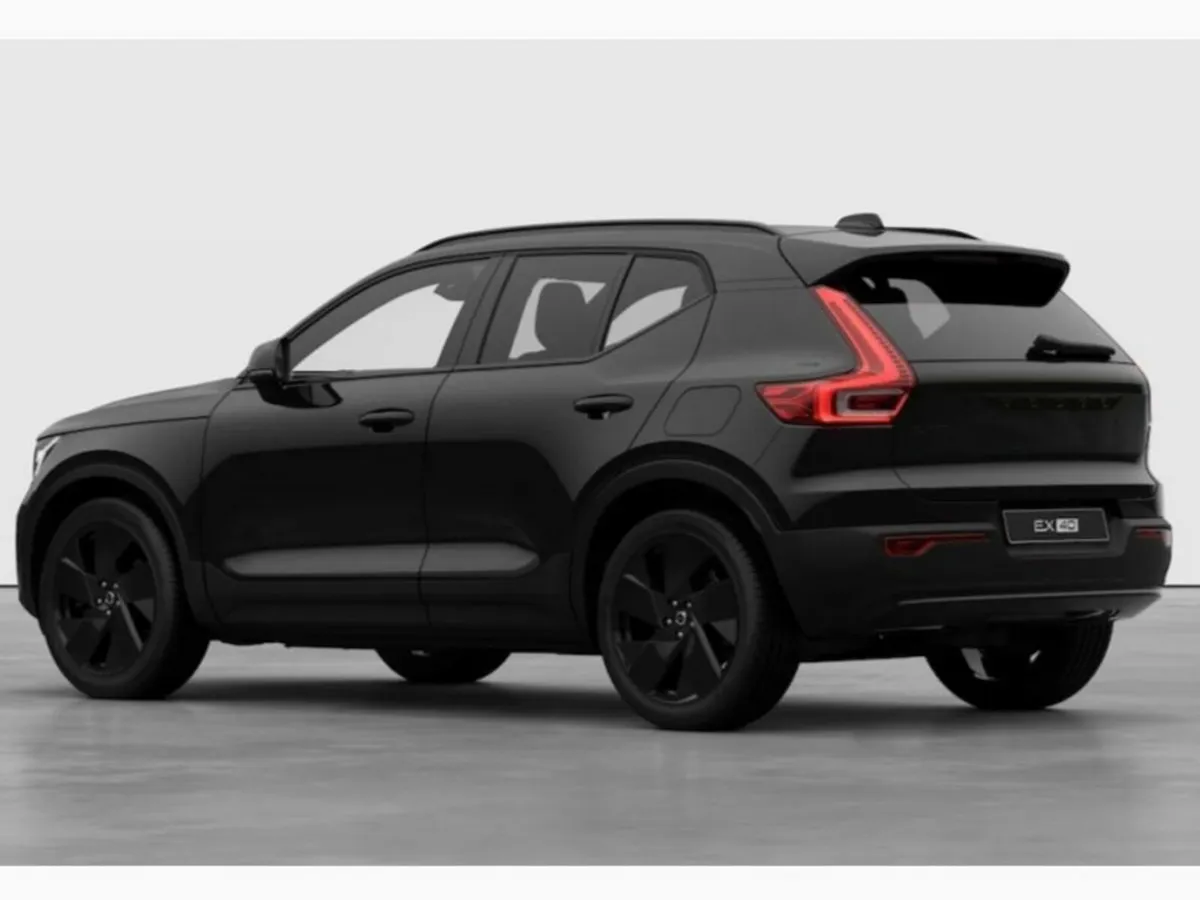 Volvo EX40 Plus Black Edition Single Motor - Image 3
