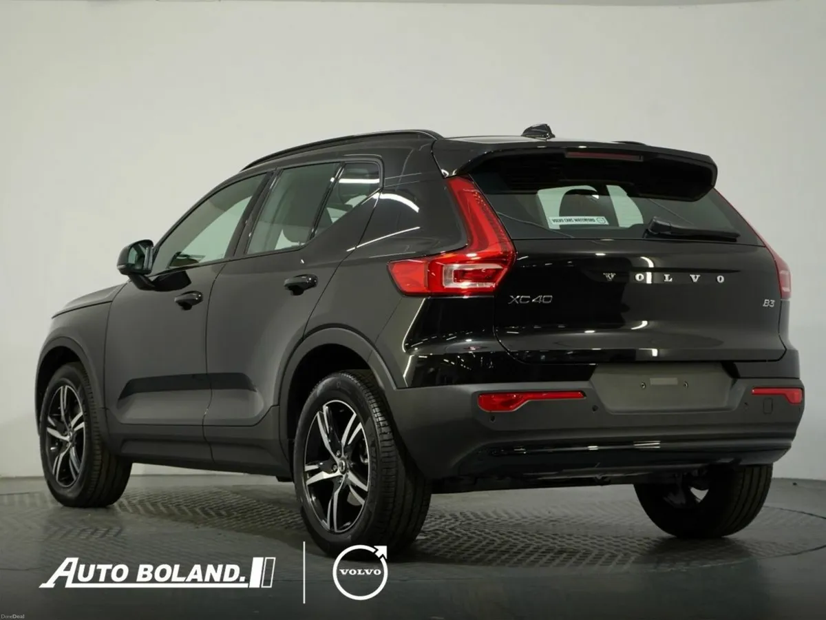 Volvo XC40 B3 Mild Hybrid - Image 3