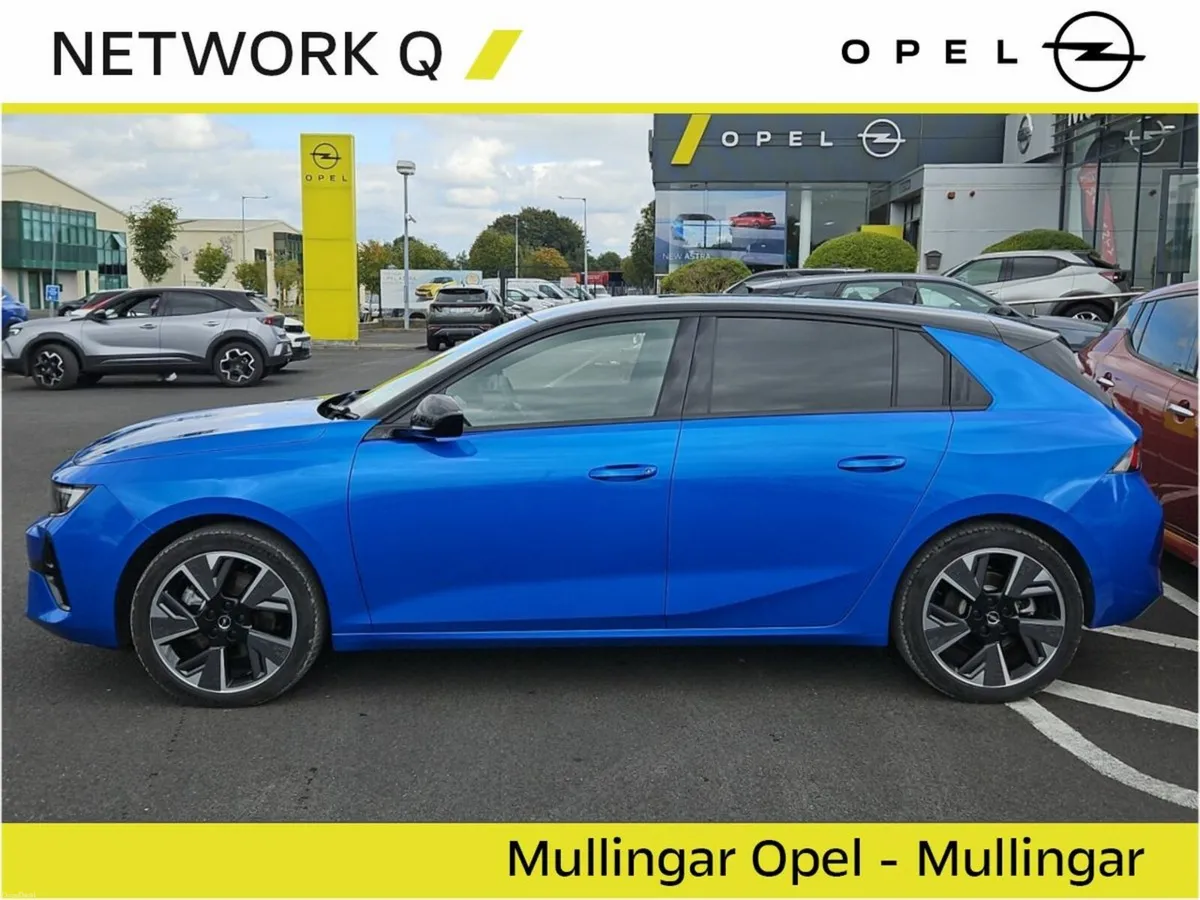 Opel Astra GS 5Dr EV 54kWh Auto - Check out our Re - Image 3