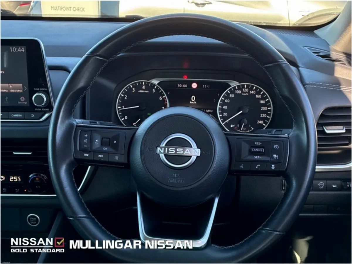 Nissan Qashqai 1.3SV M/Hybrid - Check out our Revi - Image 2