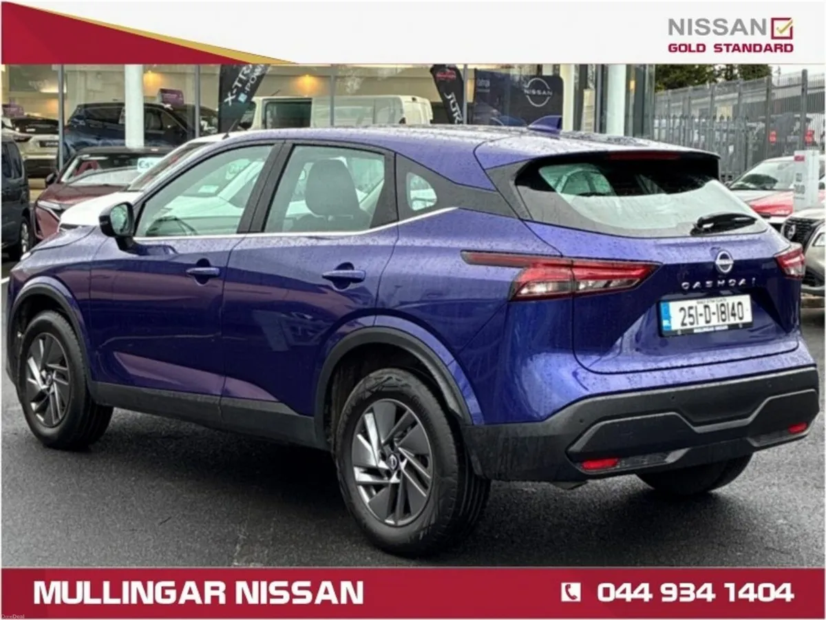 Nissan Qashqai 1.3SV M/Hybrid Petrol - Check out o - Image 3