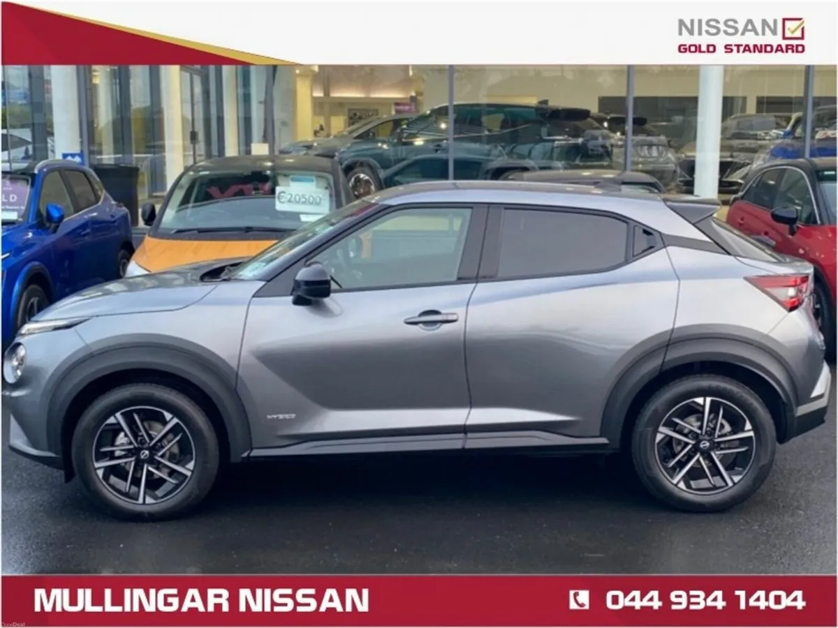 Nissan Juke 1.6SV Premium Hybrid Auto - Check out - Image 6