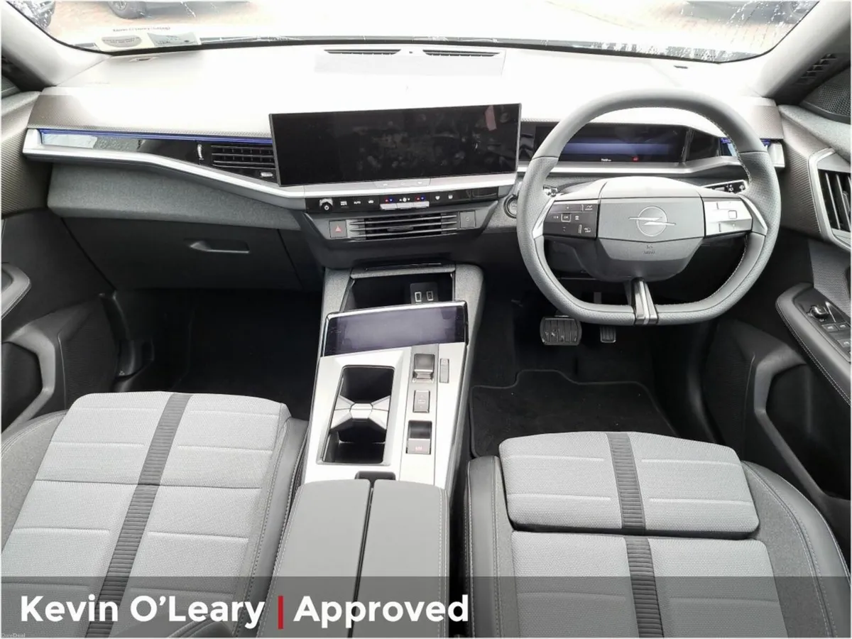 Opel Grandland EV GS  *100% ELECTRIC* - Image 2