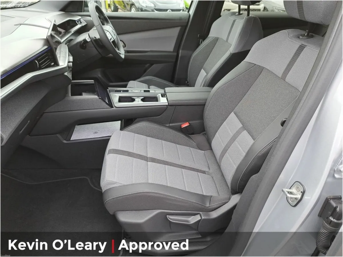 Opel Grandland EV GS  *100% ELECTRIC* - Image 4