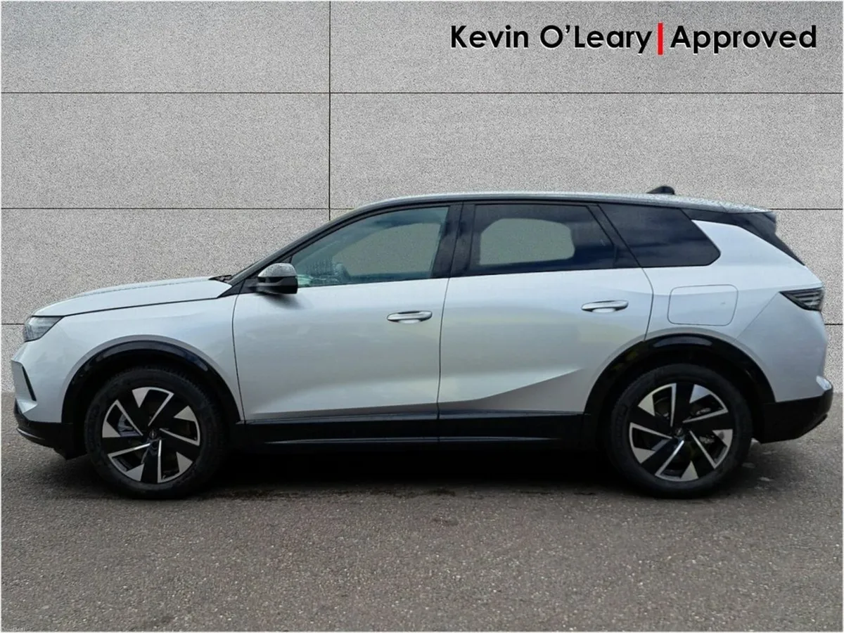 Opel Grandland EV GS  *100% ELECTRIC* - Image 6