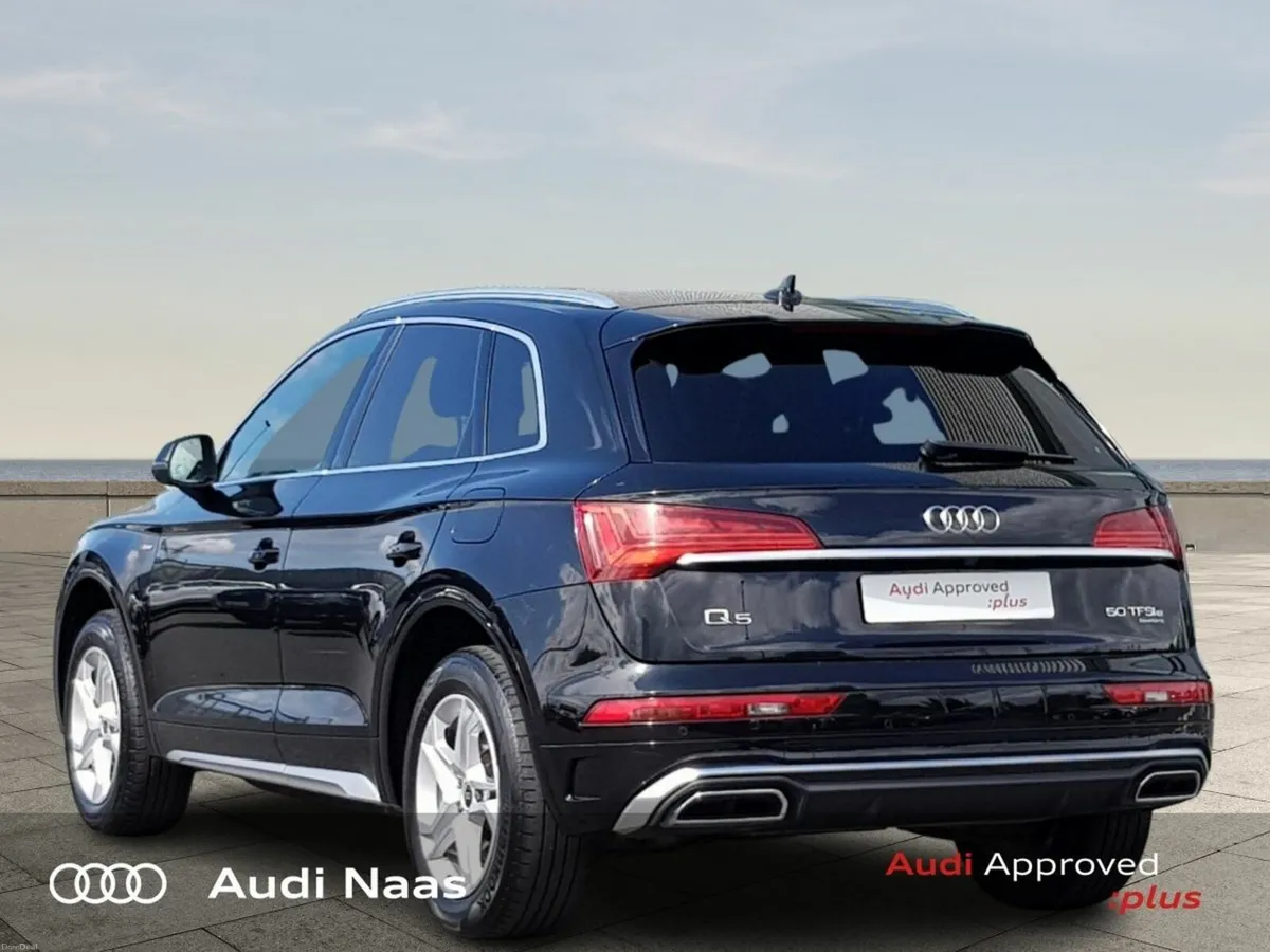 Audi Q5 50 TFSI E 299HP Quattro S Line - Image 4