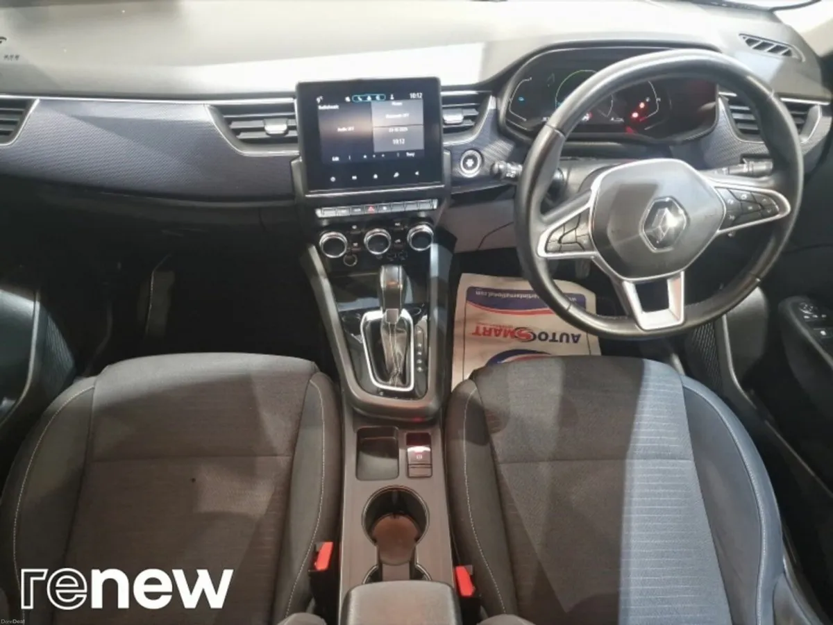Renault Arkana ICONIC E-TECH HYBRID 145 AUTO - Image 3