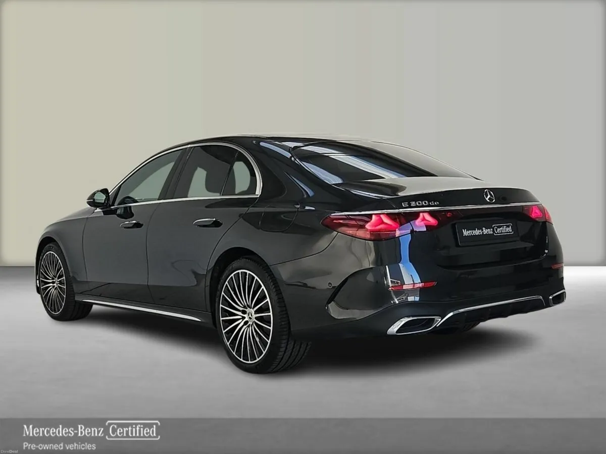 Mercedes-Benz E-Class E300de AMG Line Plus *MULTIS - Image 3