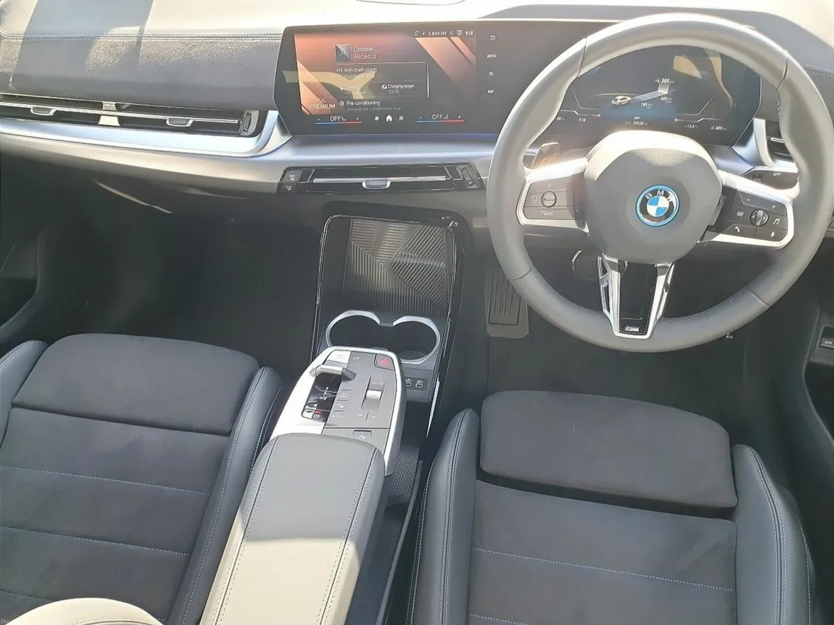 BMW iX2 * 456 Km Range *iX2 eDrive20 M Sport*GOVT - Image 4