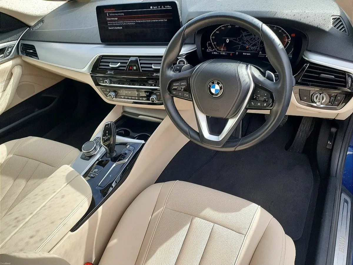 BMW 5-Series 520d SE - Image 6