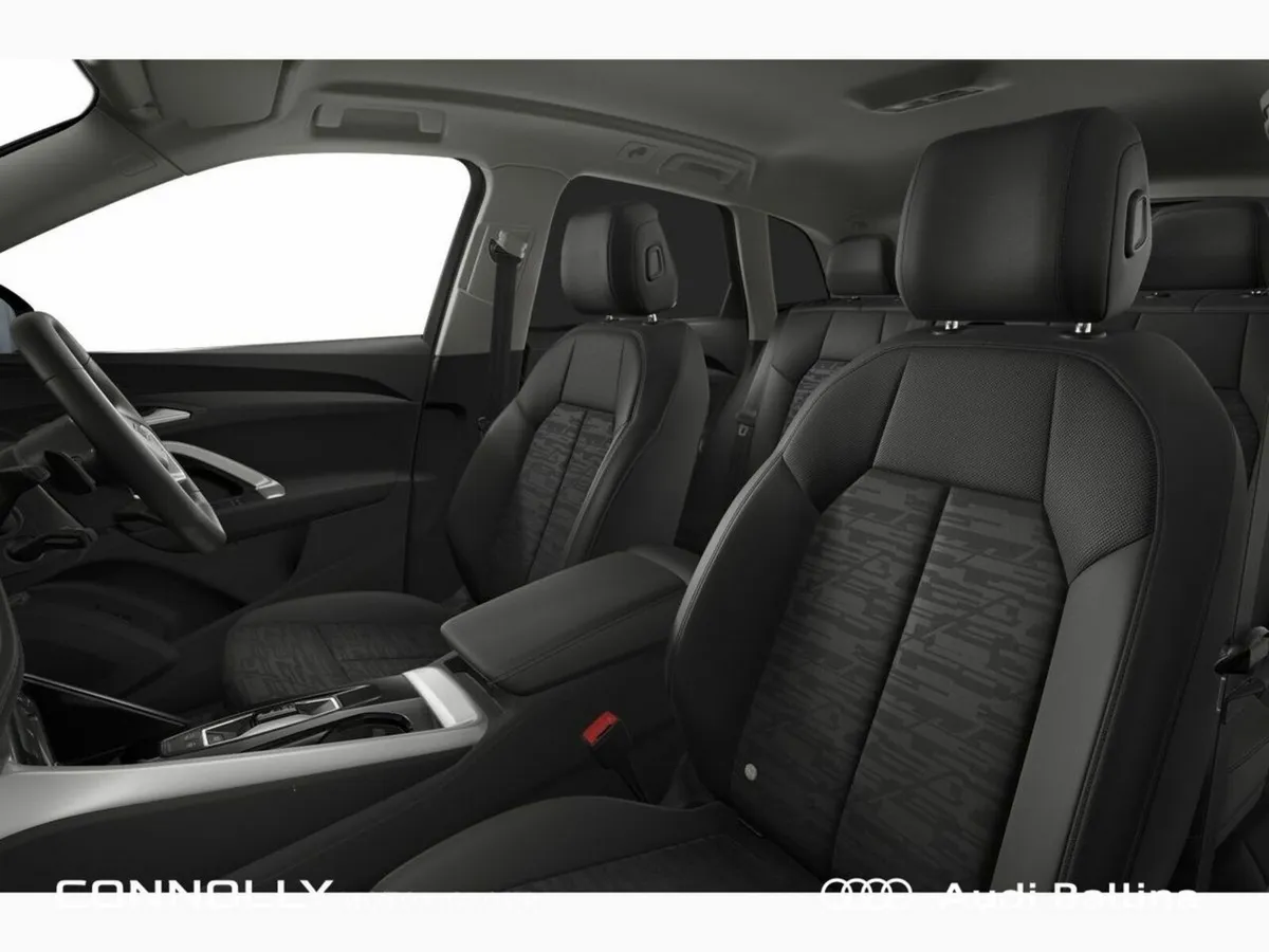 Audi Q5 **NEW MODEL**2.0TDI Q AUTO 204BHP - Image 5