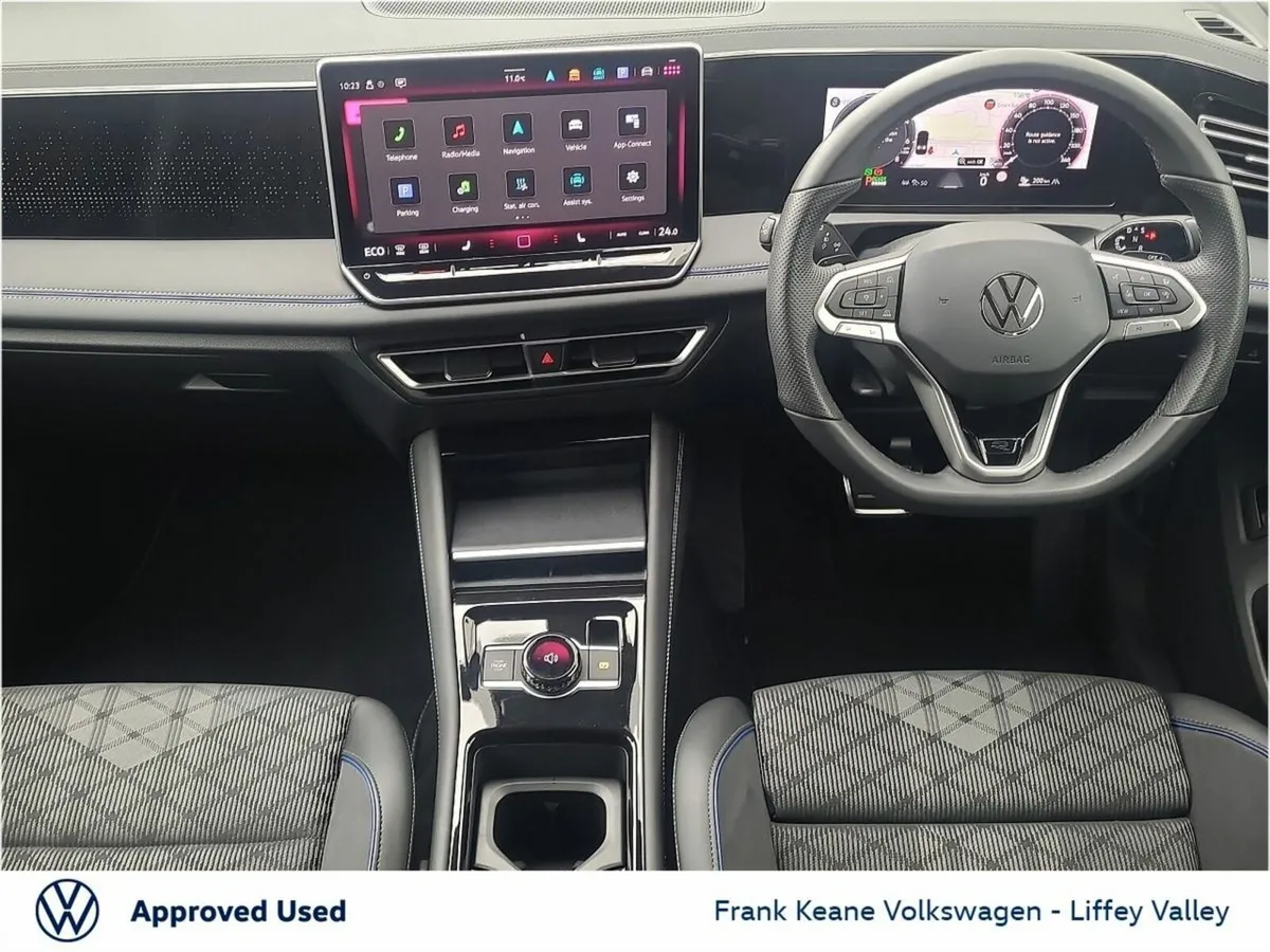 Volkswagen Tiguan R-LINE AUTO 1.5 PHEV 204HP *PLUG - Image 2