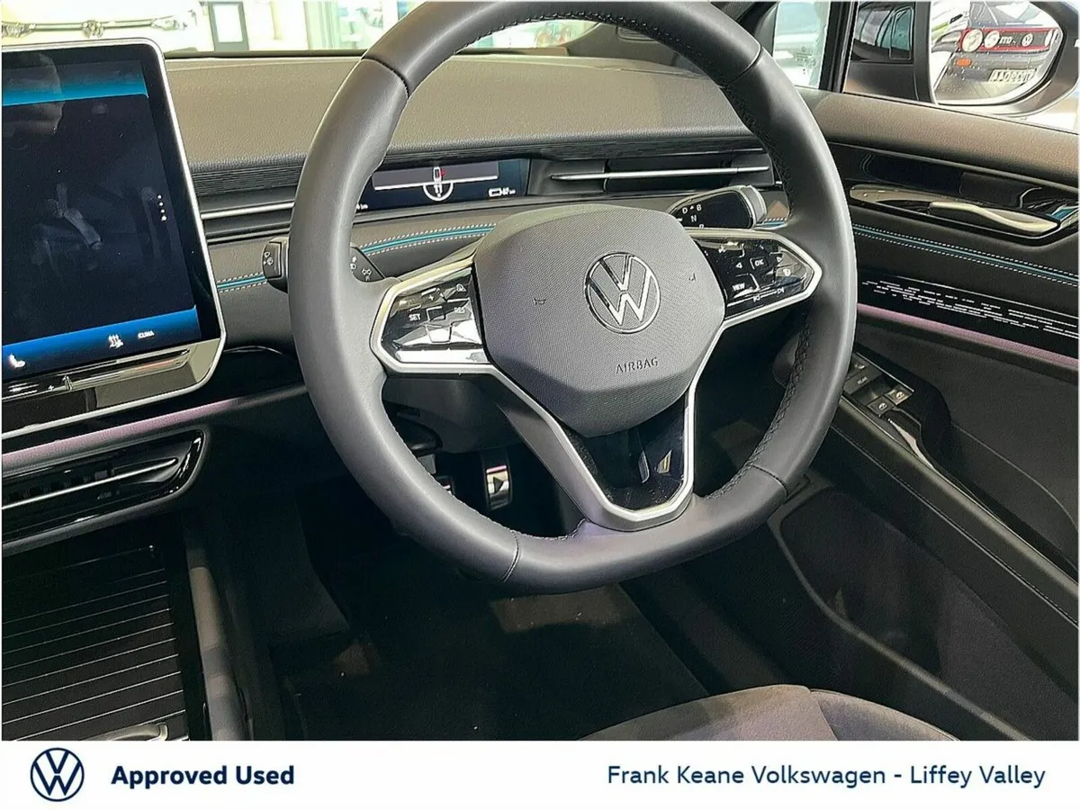Volkswagen ID.7 *NEW* PRO 77KWH DEEP BLACK PEARL M - Image 4