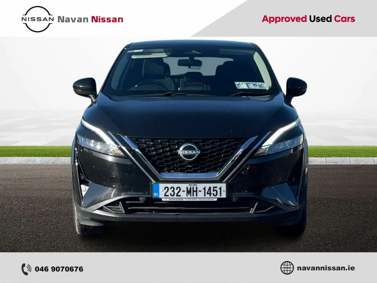 Nissan Qashqai 1.3 PET MILD HYBRID SV *PRICE DROP* - Image 3