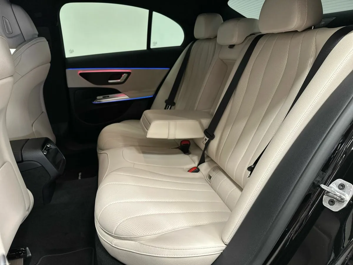 Mercedes-Benz E-Class E300 DE AMG Edtition + PHEV - Image 4