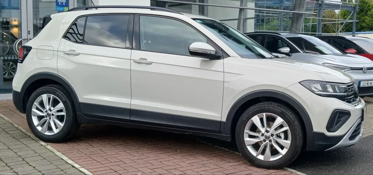 Volkswagen T-Cross Edition 75 1.0 TSI M5F 95HP **B - Image 2