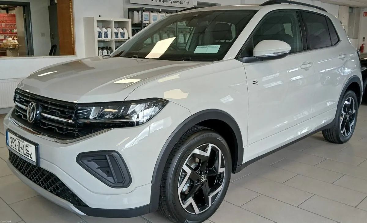 Volkswagen T-Cross R-Line 1.0 TSI 116HP **REAR VIE - Image 2