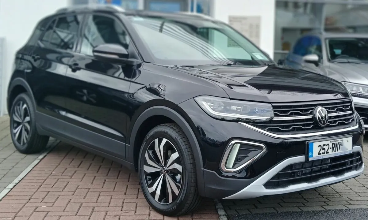 Volkswagen T-Cross STYLE 1.0 TSI 116HP **REAR VIEW - Image 1