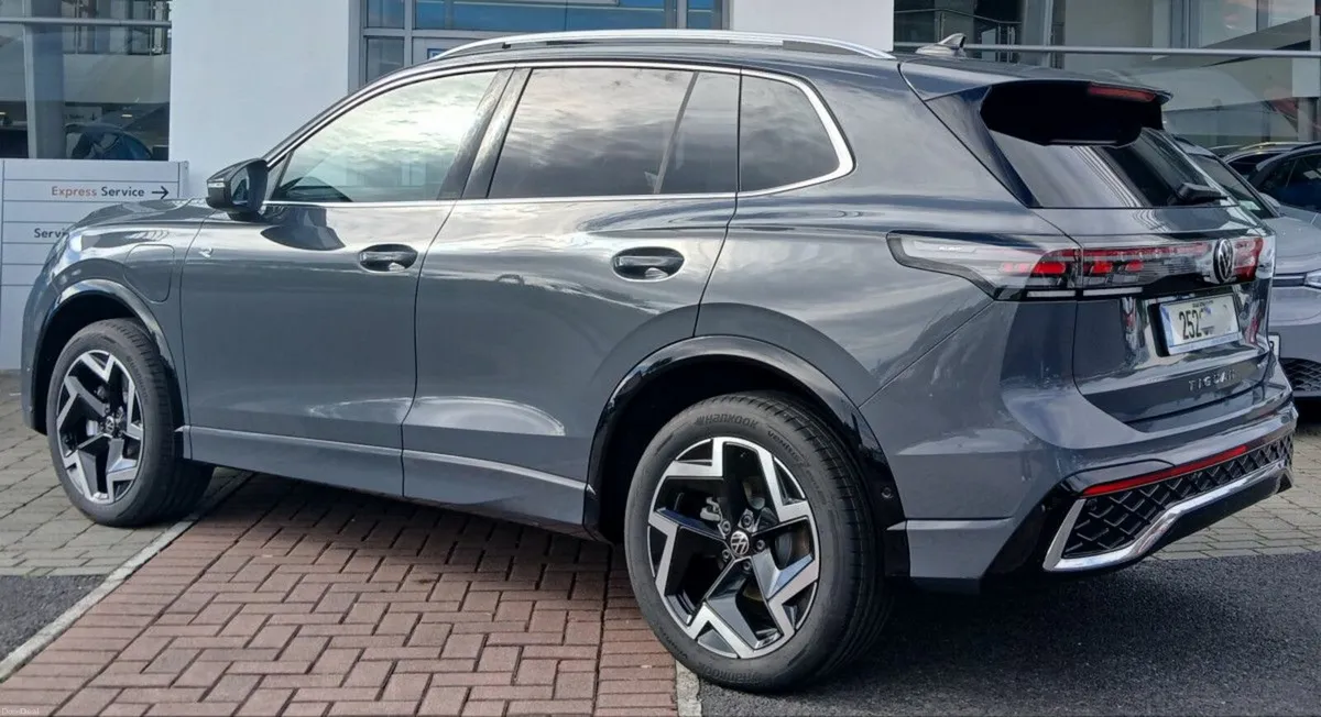 Volkswagen Tiguan R-Line 75  1.5 PHEV DSG 204HP ** - Image 4