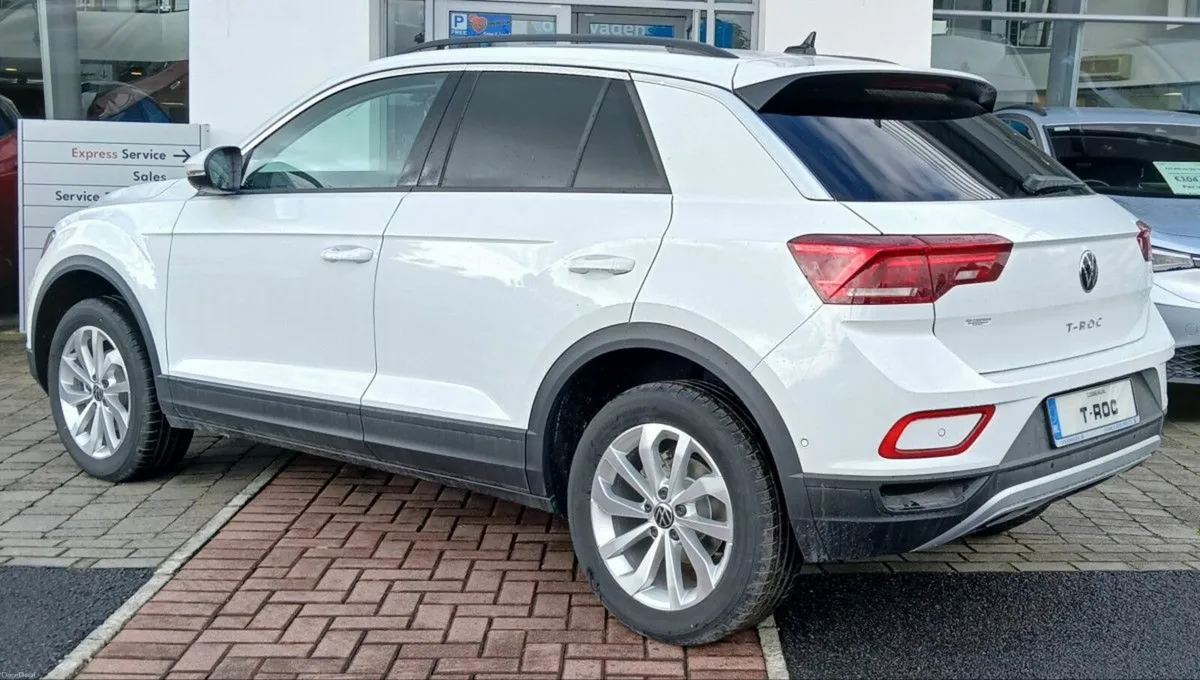 Volkswagen T-Roc 2.0 TDI 116 BHP **PRICE INCLU VAT - Image 4