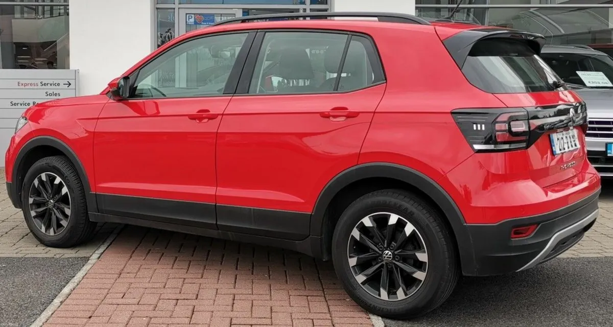 Volkswagen T-Cross Life 1.0 TSI 95HP **PARKING SEN - Image 4
