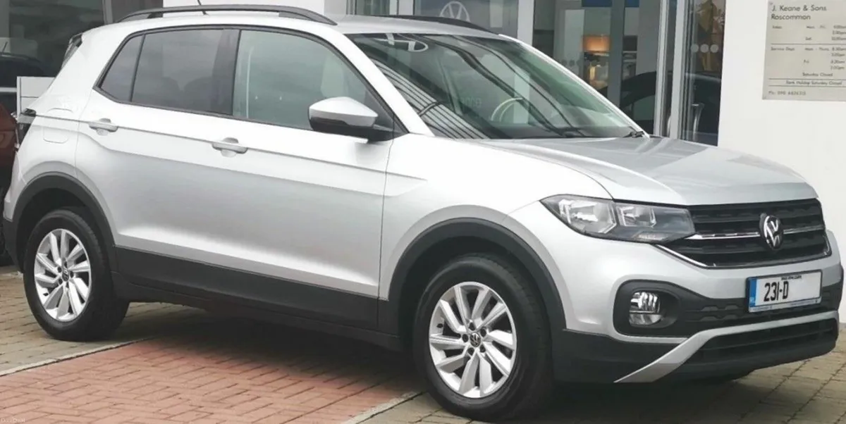 Volkswagen T-Cross Life 1.0 TSI 95HP **REARVIEW CA - Image 1