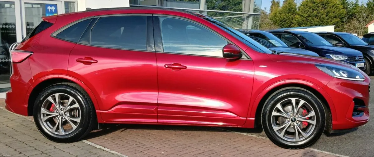 Ford Kuga ST-Line 1.5 EcoBlue 120PS ** FINANCE AVA - Image 3