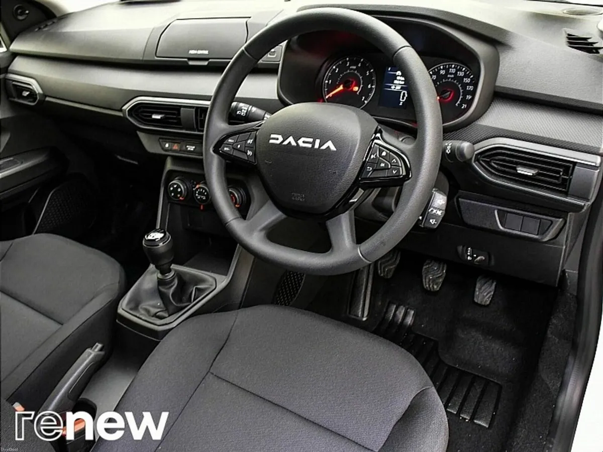 Dacia Sandero TCe 90 Essential - Image 6