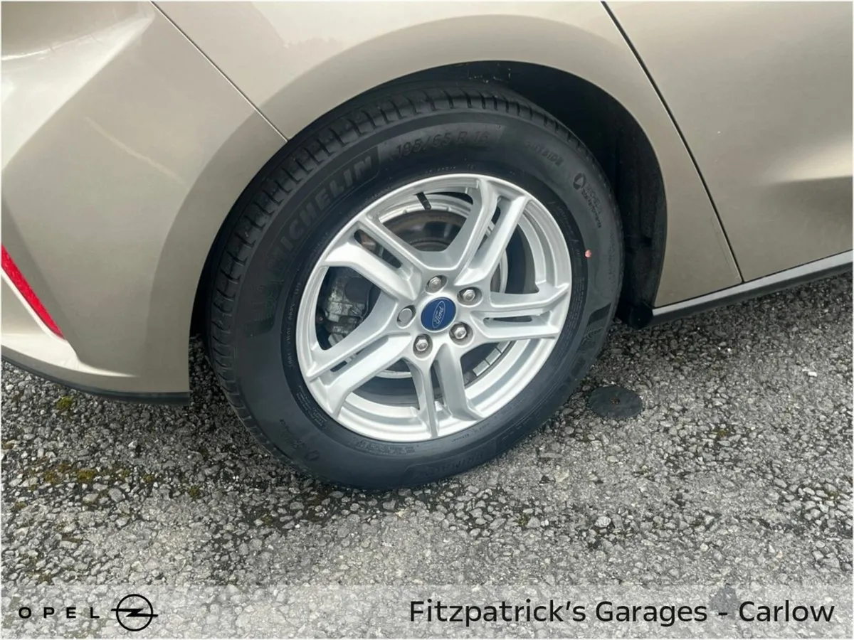 Ford Focus 1.0 EcoBoost 125PS Zetec €2000 SCRAPPAG - Image 6