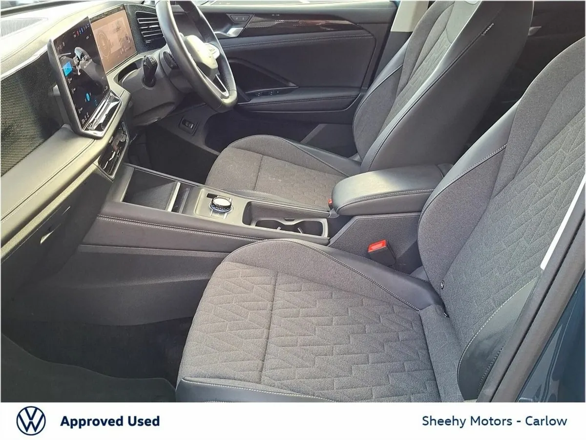 Volkswagen Tiguan 2.0TDI Launch Edition DSG 5DR - Image 4