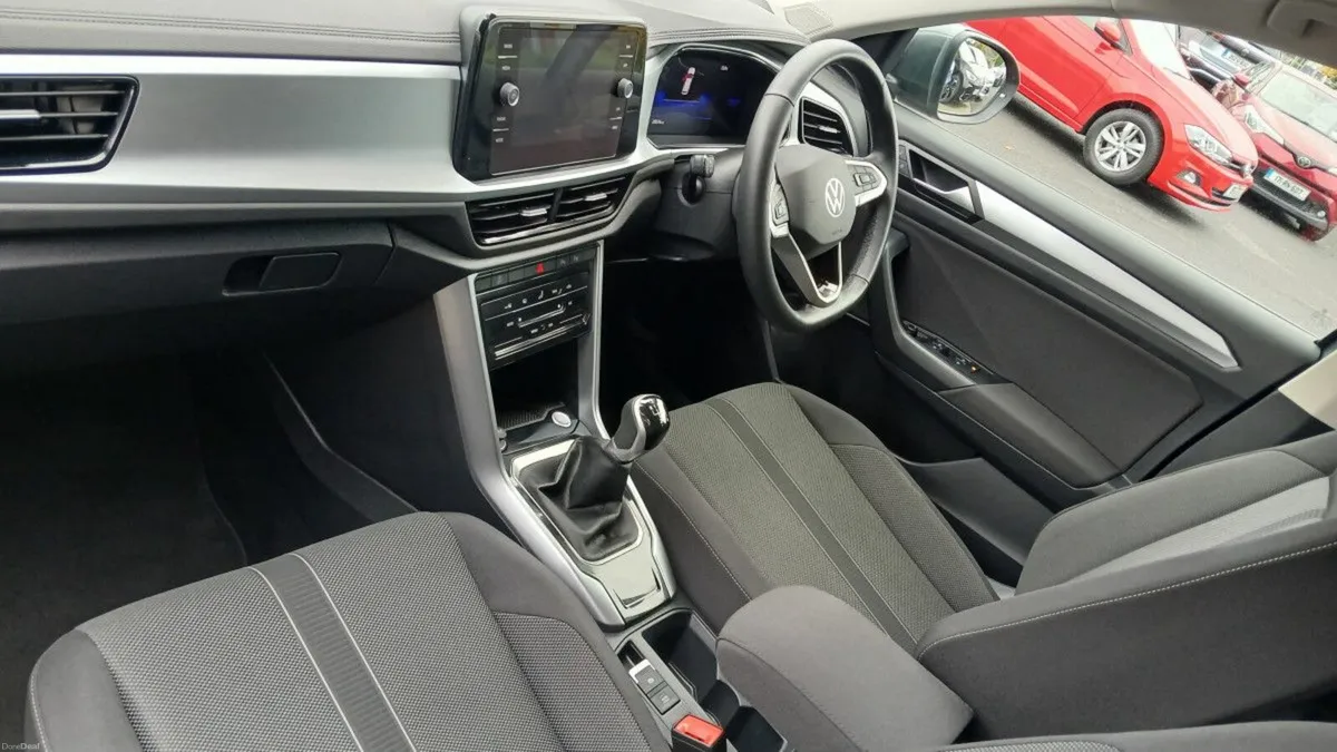 Volkswagen T-Roc EDITION 75 1.0TSI 116HP **APP CON - Image 3