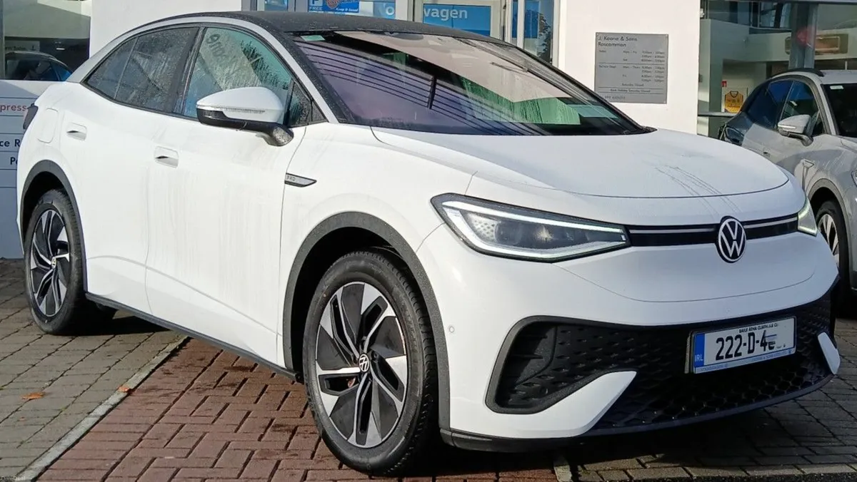 Volkswagen ID.5 BUSINESS 77kWh 174HP **REAR VIEW C - Image 1